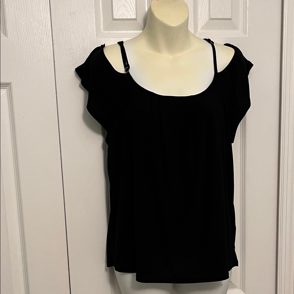 CeCe Black Women's Cold Shoulder Top medium